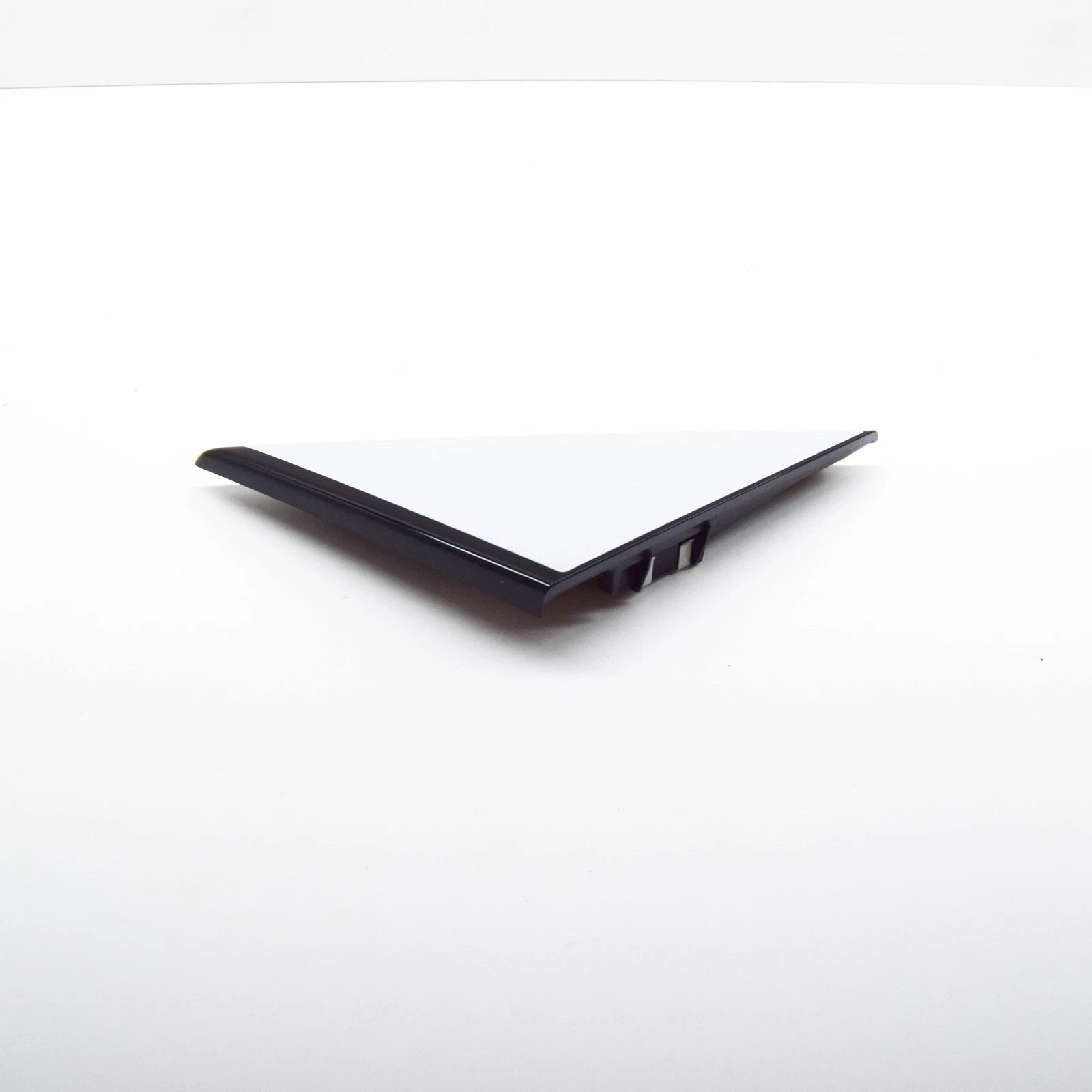 NEW AUDI A1 MK1 RIGHT FRONT DOOR CORNER TRIM COVER 8X4837638E5FQ ORIGINAL