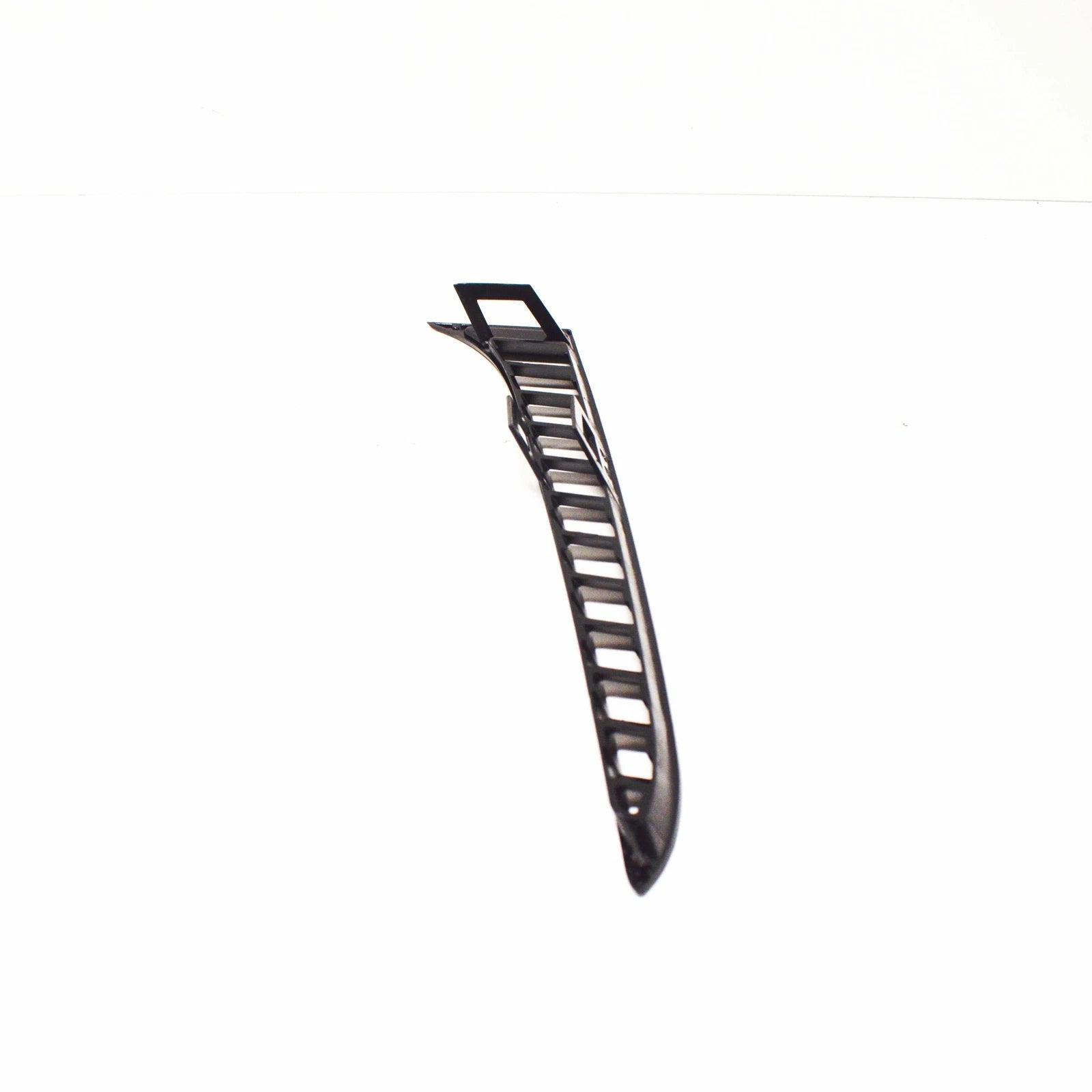 NEW BMW M4 COUPE F82 FRONT BUMPER LEFT M AIR INTAKE GRILLE 51118056599 ORIGINAL