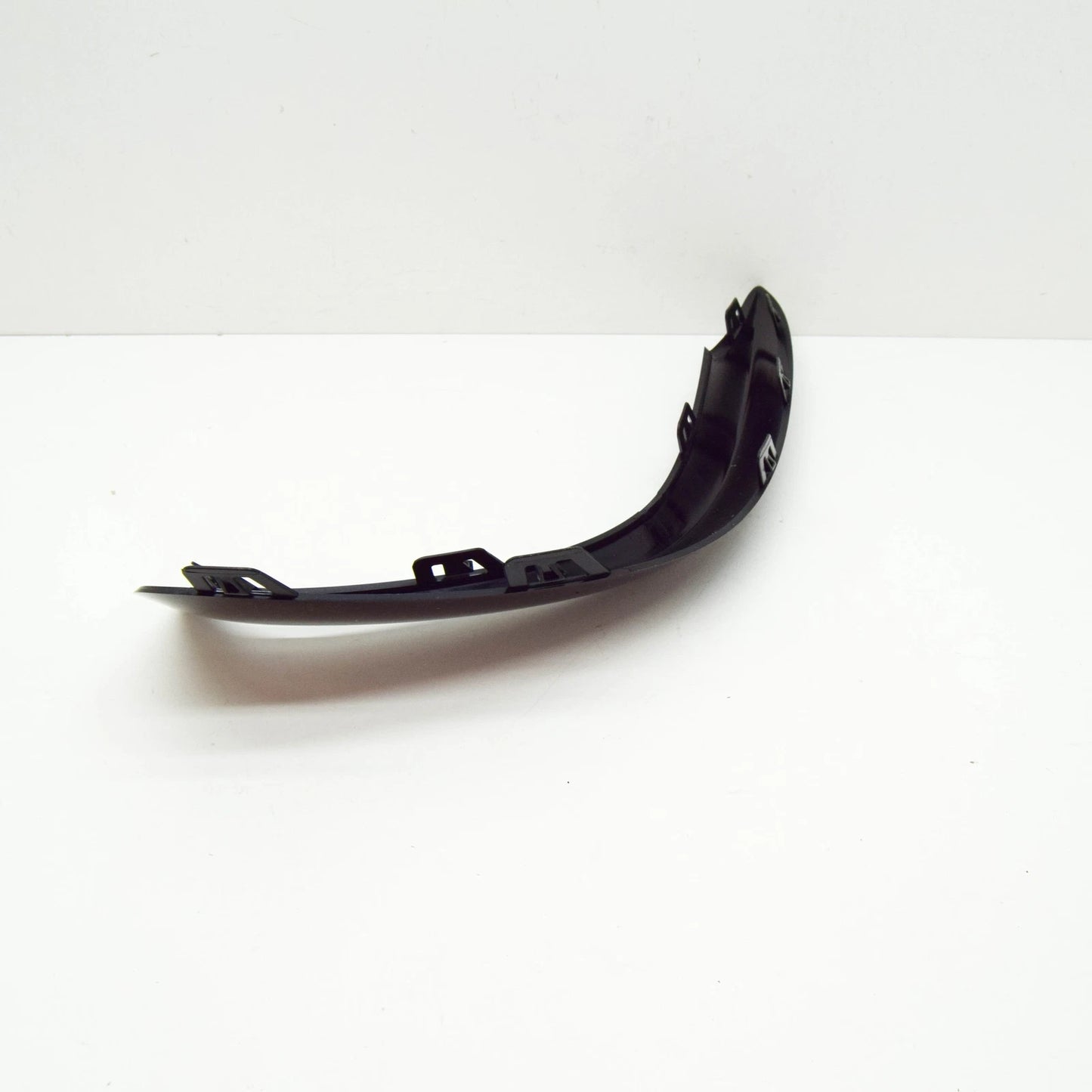 NEW MERCEDES-BENZ EQE V295V FRONT BUMPER RIGHT TRIM A2958855200 ORIGINAL