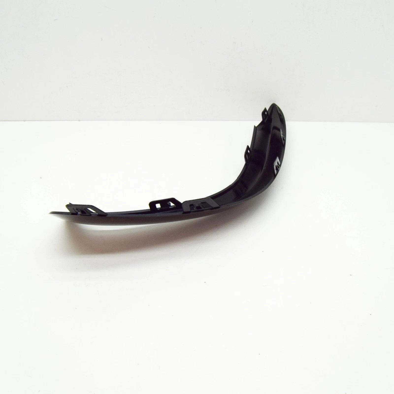 NEW MERCEDES-BENZ EQE V295V FRONT BUMPER RIGHT TRIM A2958855200 ORIGINAL