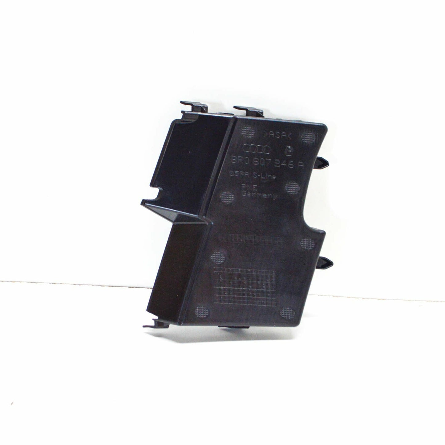 NEW AUDI Q5 8R FRONT BUMPER RIGHT COVER 8R0807246A ORIGINAL