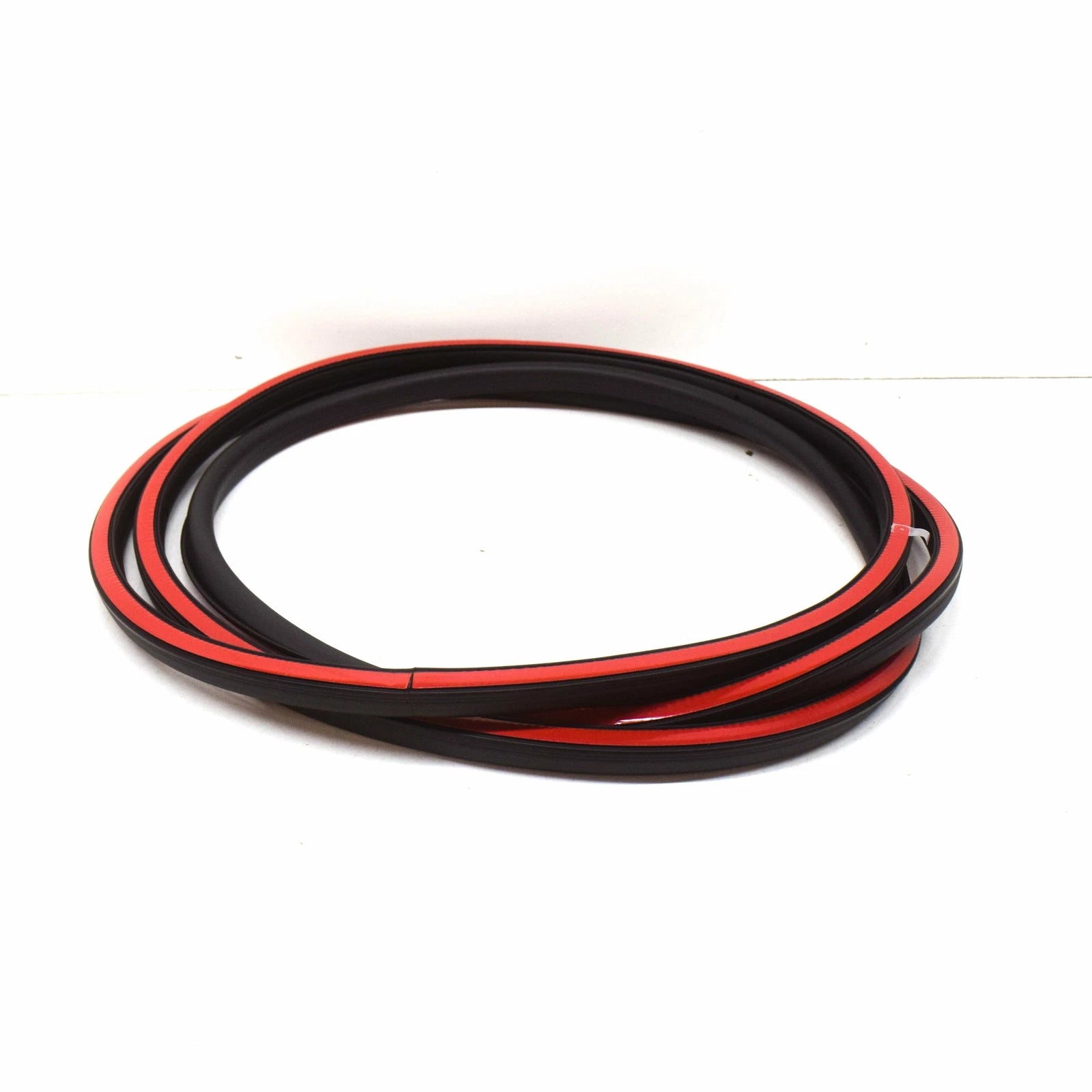 NEW AUDI Q3 F3 FRONT LEFT OUTER DOOR SEAL RUBBER 83F837911A