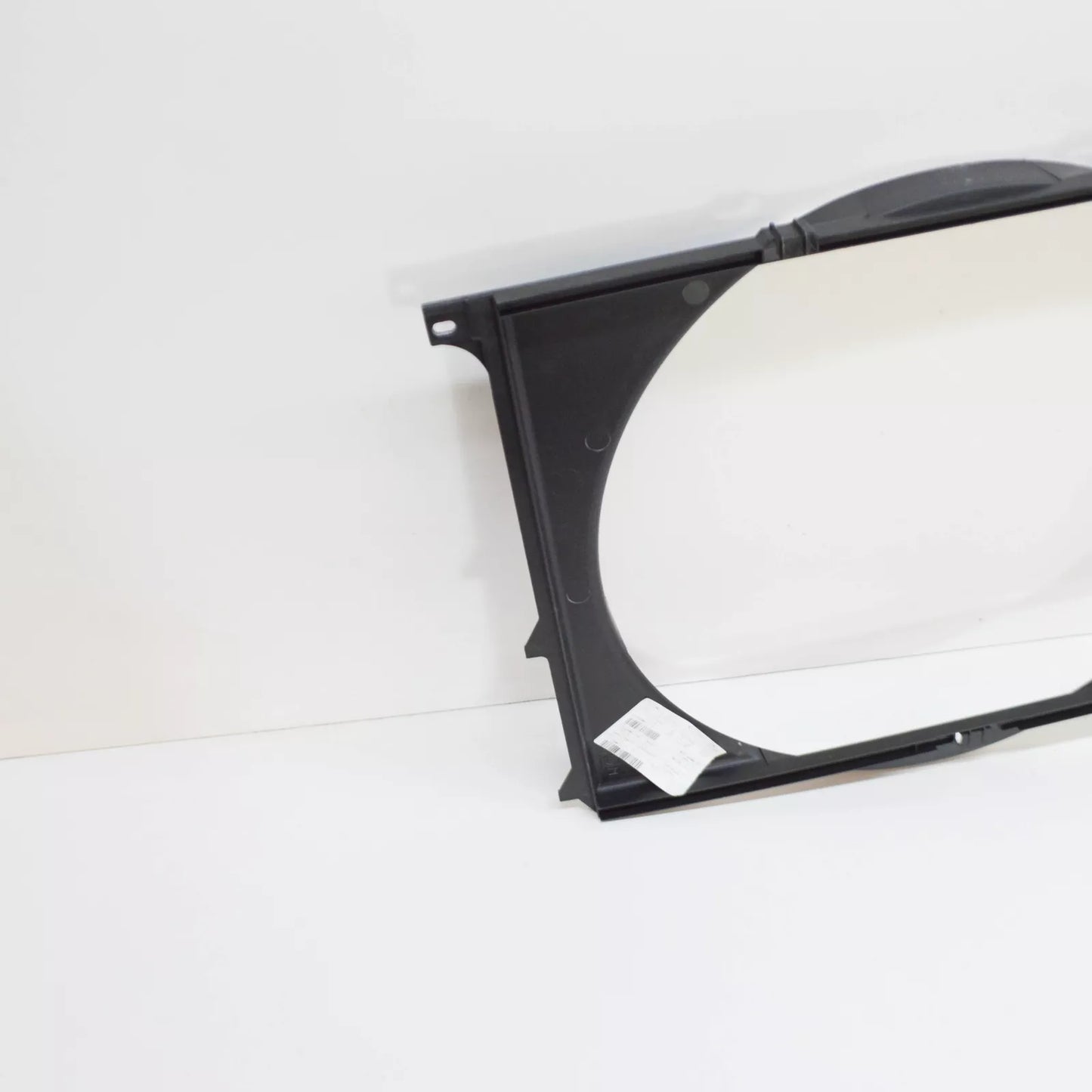 NEW BMW 5 E34 RADIATOR FAN SHROUD 545MM 17111723657 1723657 ORIGINAL
