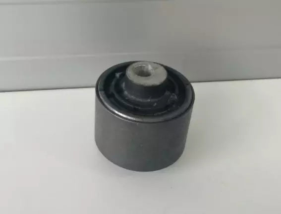 NEW MB S W222 FRONT LOWER CONTROL ARM INNER BUSHING A2223331500 ORIGINAL