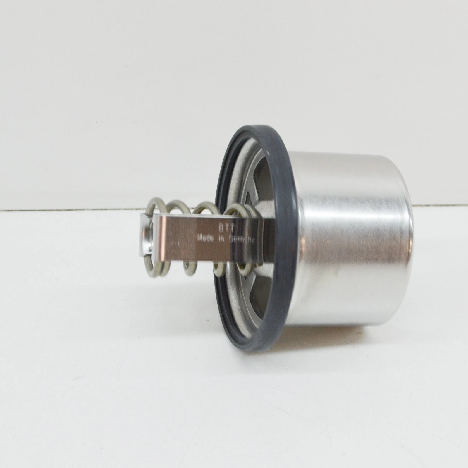 NEW BMW 5 E39 M5 5.0I 230KW THERMOSTAT 11537835558 2002 ORIGINAL