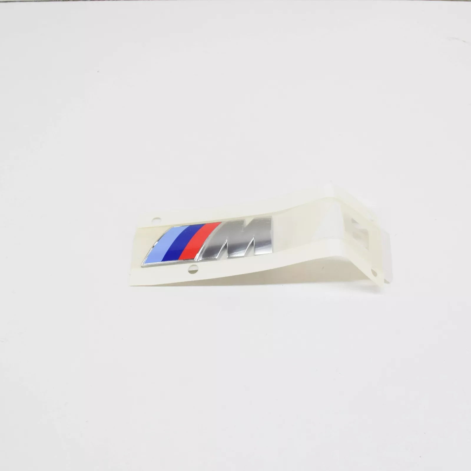 NEW BMW E90 E92 E93 ENGINE COVER M EMBLEM BADGE 7837738 11617837738 ORIGINAL