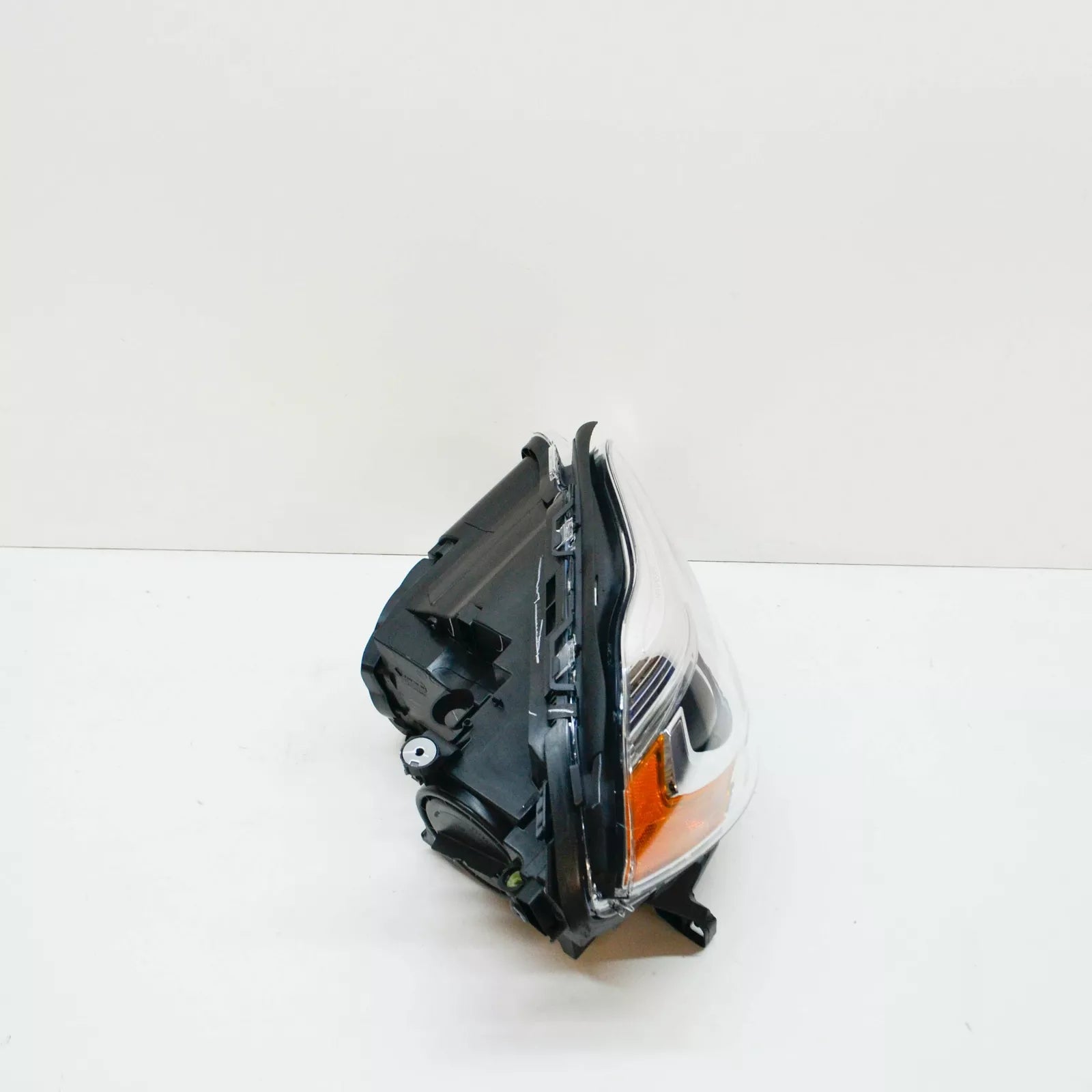 NEW MERCEDES-BENZ GL-CLASS X166 RIGHT HEADLIGHT HALOGEN LHD A1668207061