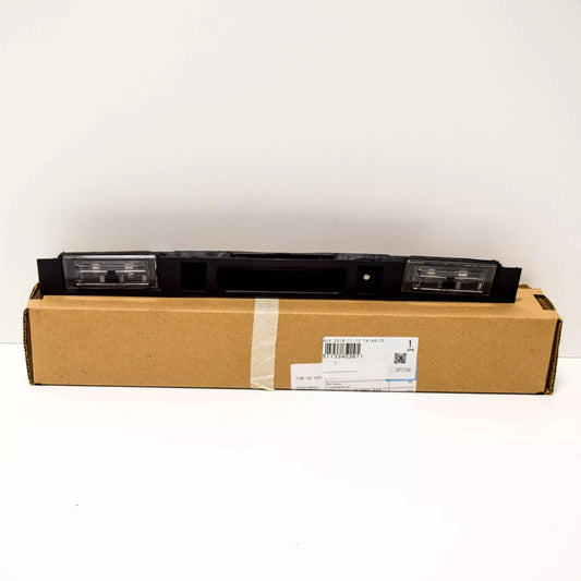 NEW BMW X3 E83 TRUNK LID GRIP WITH KEY BUTTON 51133403611 ORIGINAL