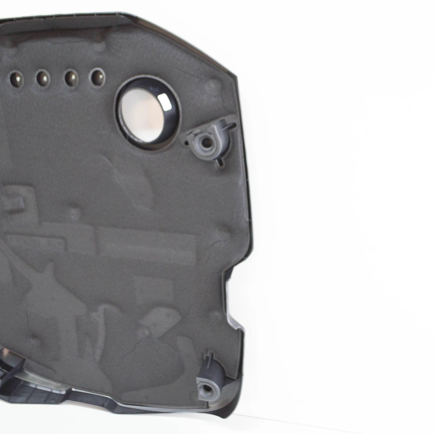 NEW AUDI A4 B9 ENGINE COVER 04L103925P ORIGINAL