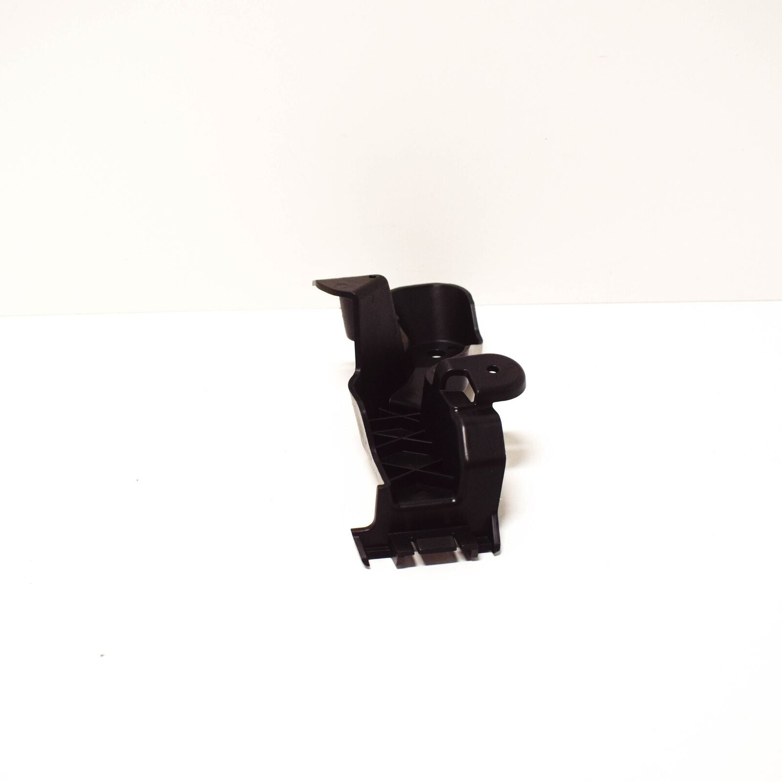 NEW MERCEDES BENZ C T-MODEL S205 REAR RIGHT BUMPER HOLDER A2058852514 ORIGINAL