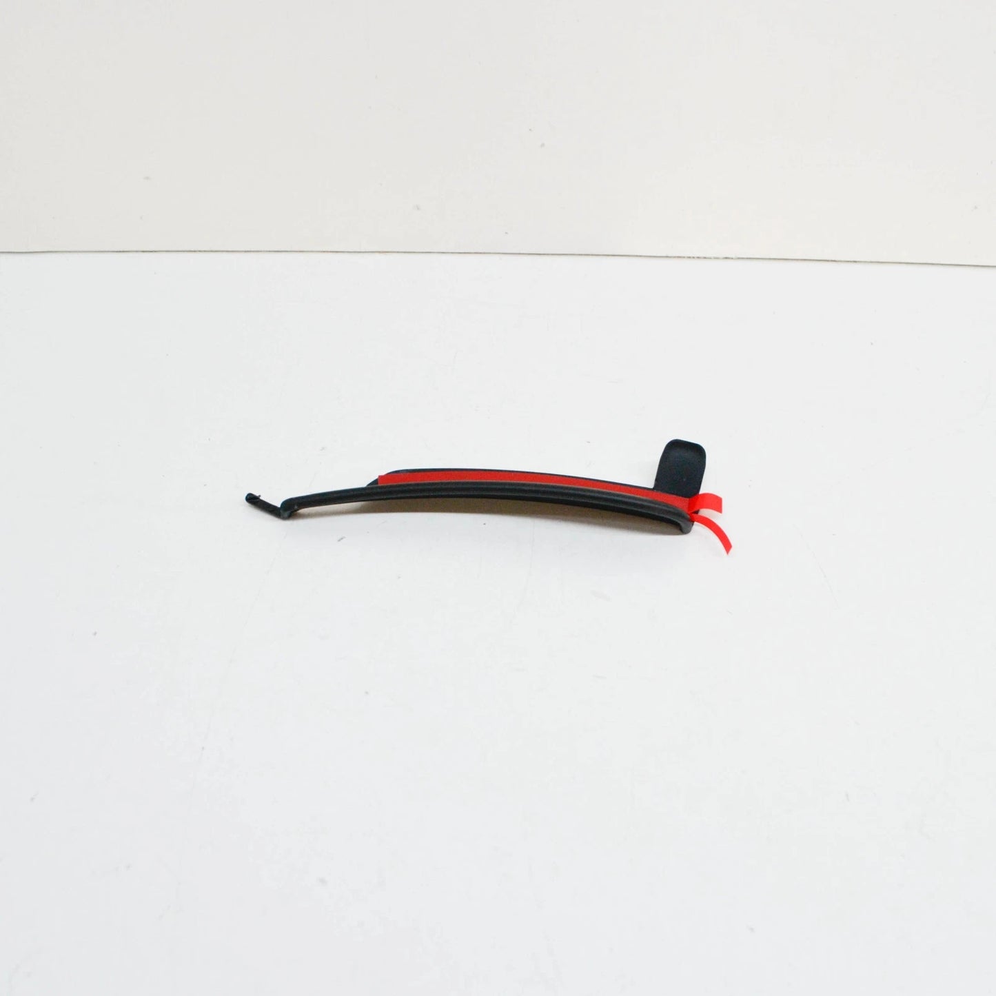 NEW VOLKSWAGEN PASSAT B7 REAR BUMPER LEFT WHEEL COVER TRIM 3AA807837B