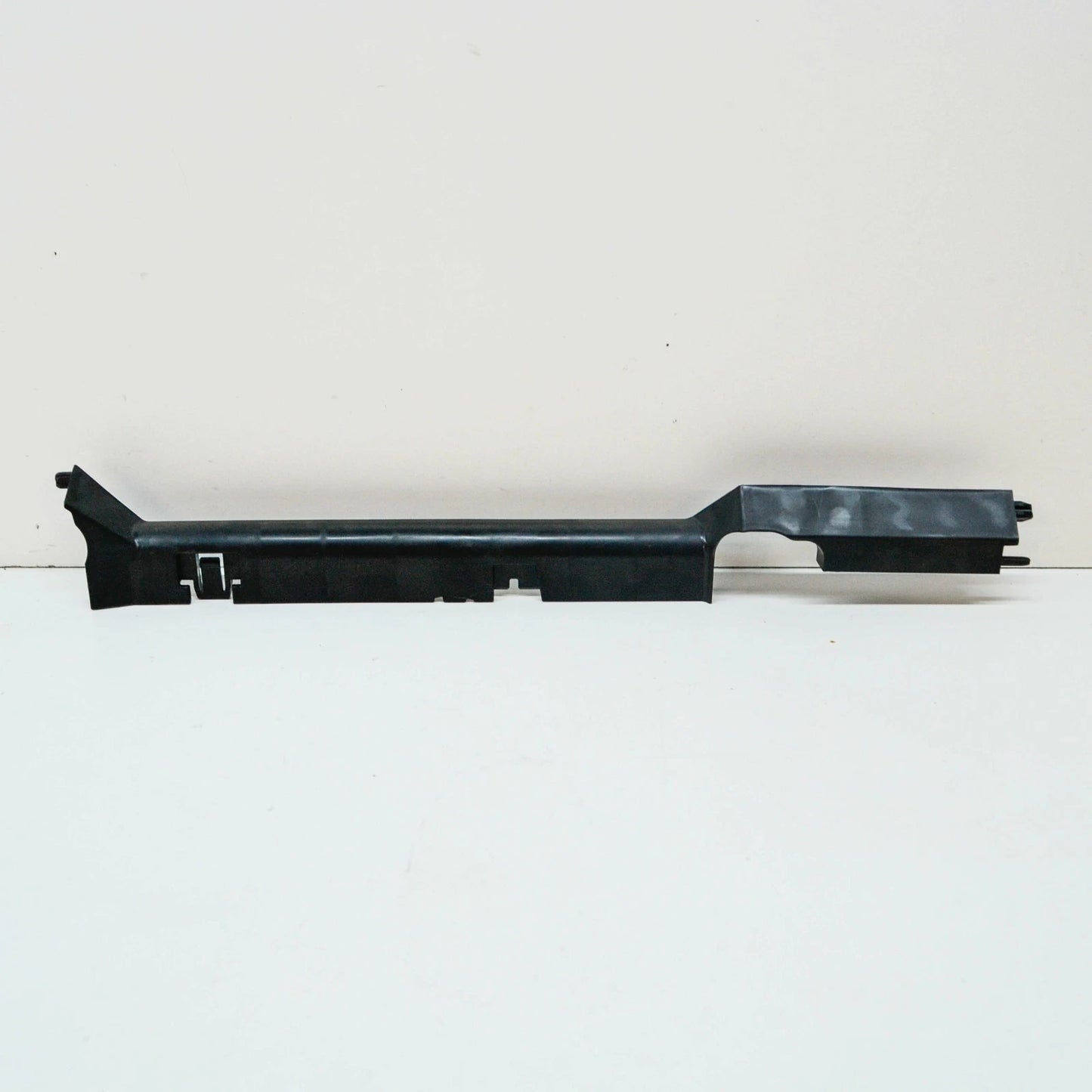 NEW BMW X3 G01 M F97 COOLANT RADIATOR RIGHT HOLDER 17118642757 ORIGINAL