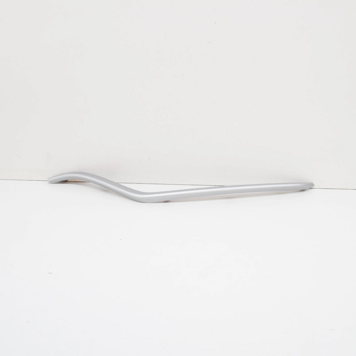 NEW MERCEDES-BENZ C-CLASS W205 FRONT BUMPER LEFT MOLDING TRIM A2058851974