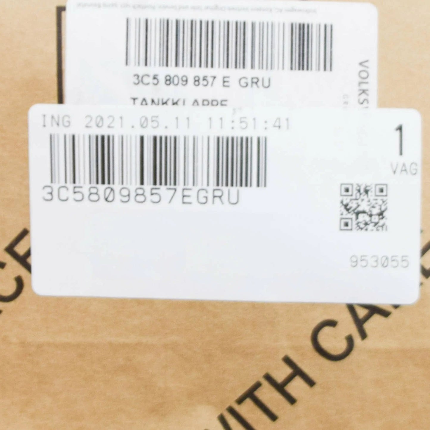 NEW VOLKSWAGEN PASSAT 3C B6 PRIMED FUEL FILLER FLAP DOOR 3C5809857EGRU