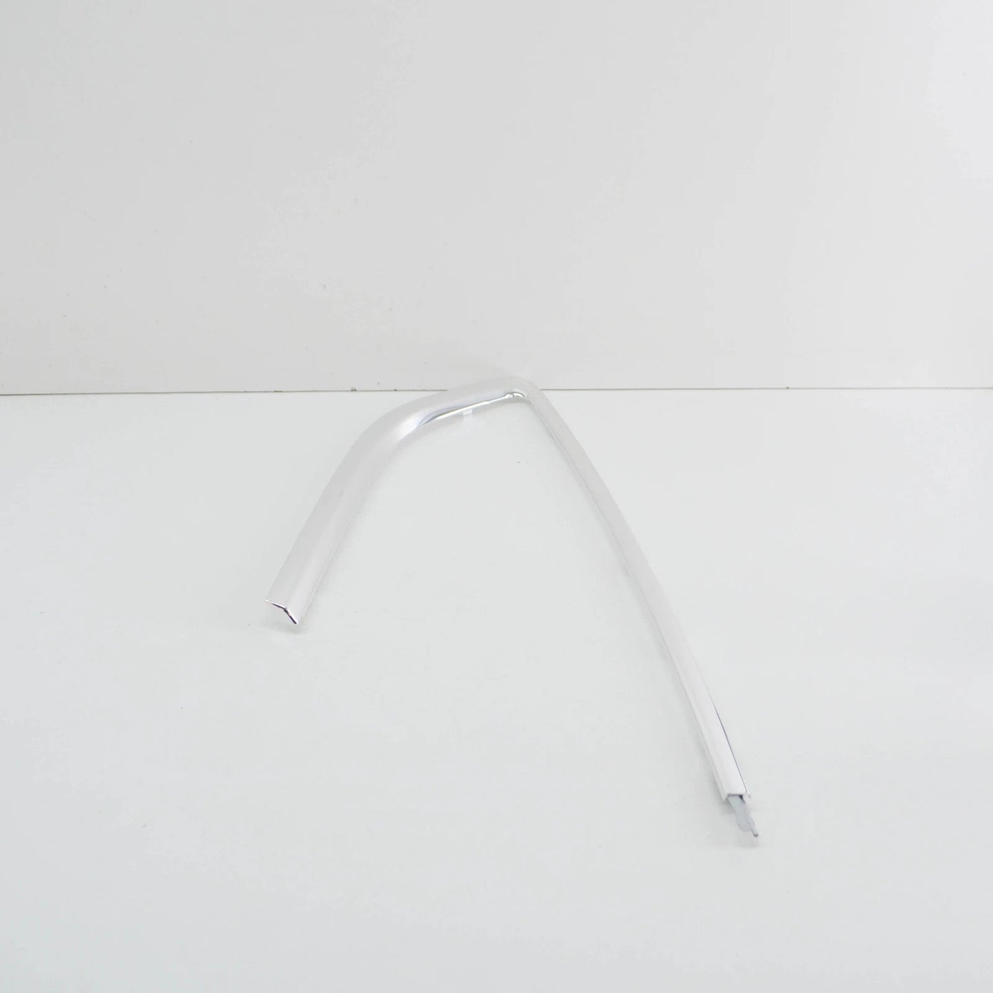 NEW AUDI A5 8T REAR RIGHT QUARTER WINDOW MOLDING 8T8853346A2ZZ ORIGINAL