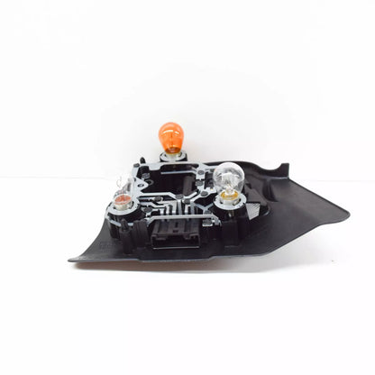 NEW BMW 3 E46 LEFT TAIL LIGHT BULB SOCKET 63218383827 8383827