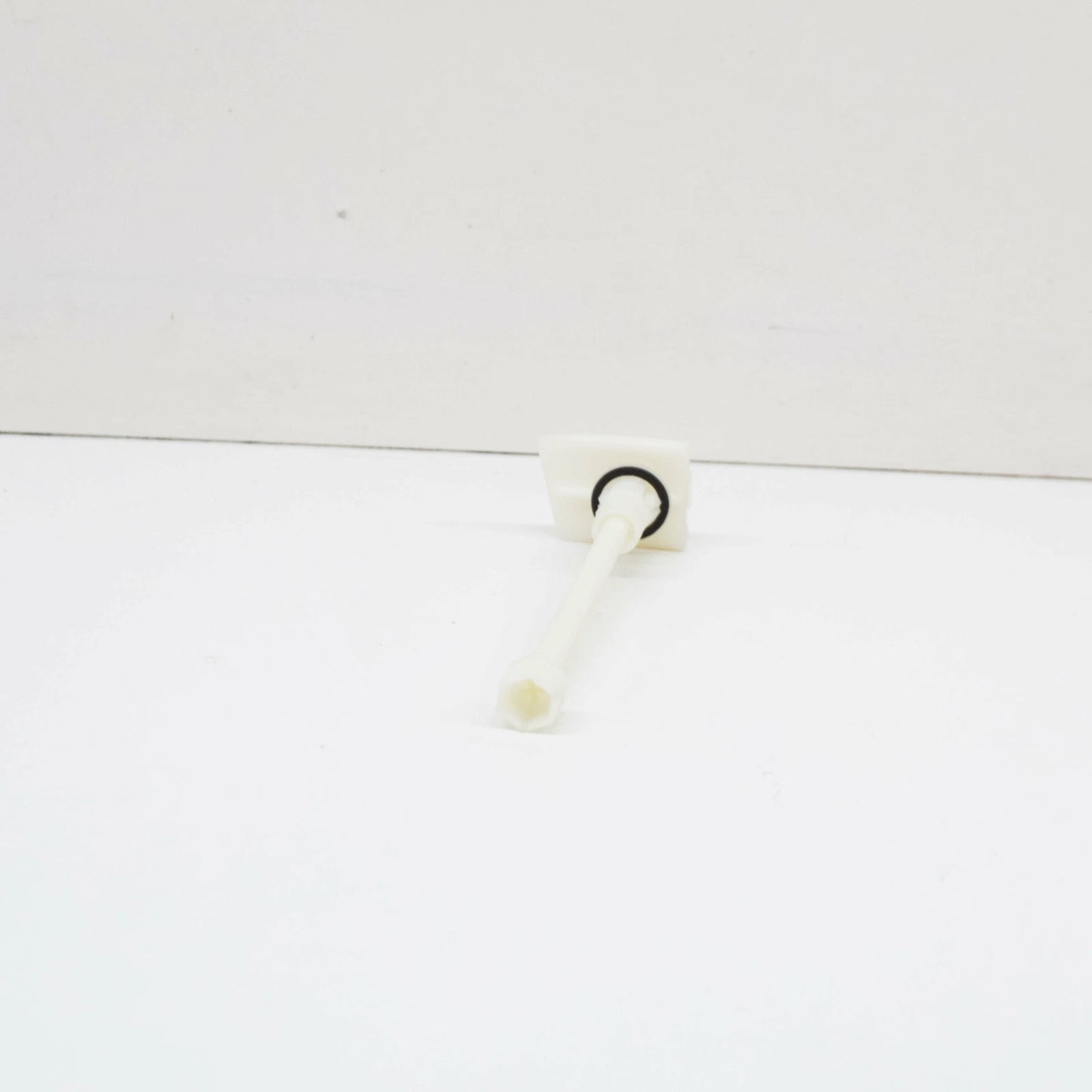 NEW VOLKSWAGEN TIGUAN 5N REAR TAIL LIGHT ADJUSTMENT ELEMENT 5N0945167B