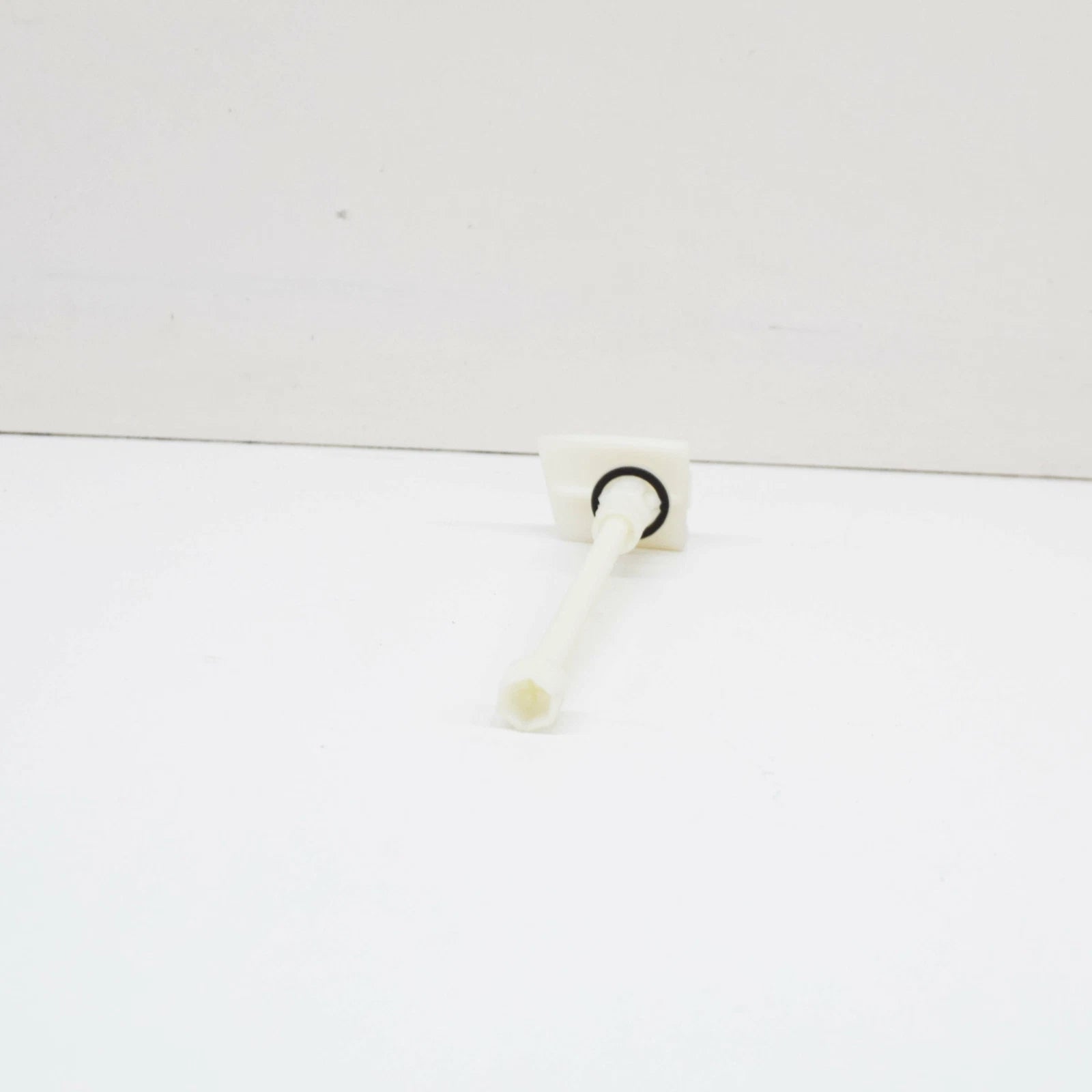 NEW VOLKSWAGEN TIGUAN 5N REAR TAIL LIGHT ADJUSTMENT ELEMENT 5N0945167B