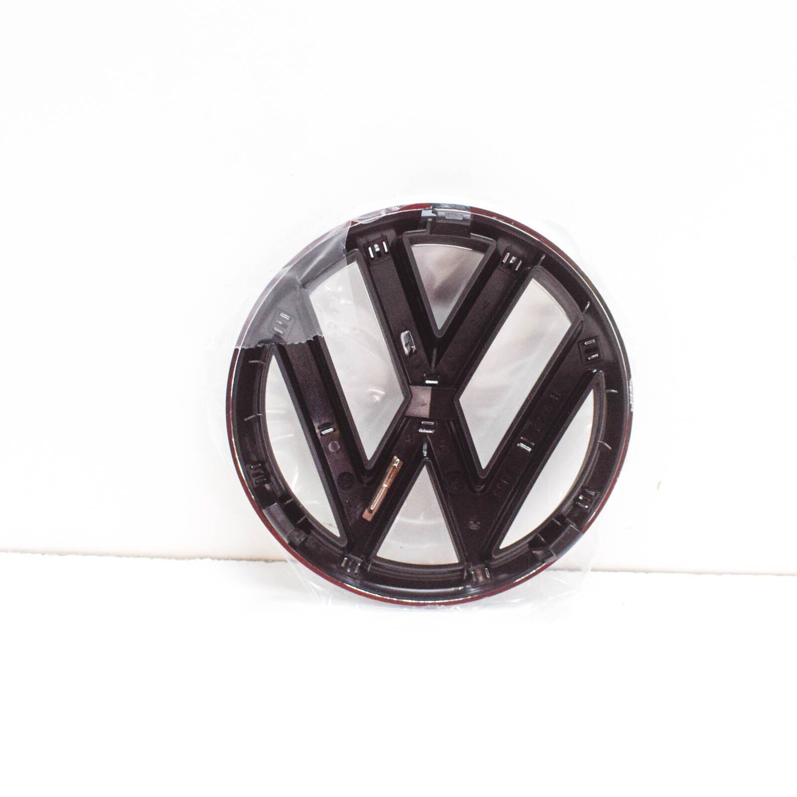 NEW VW GOLF VII MK7 FRONT RADIATOR GRILLE EMBLEM BADGE 5K0853601FULM ORIGINAL