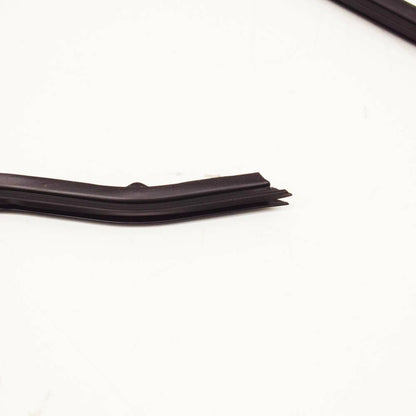 NEW BMW 5 E39 WINDSCREEN MOULDING TRIM SEAL 51318159784 8159784 + ORIGINAL