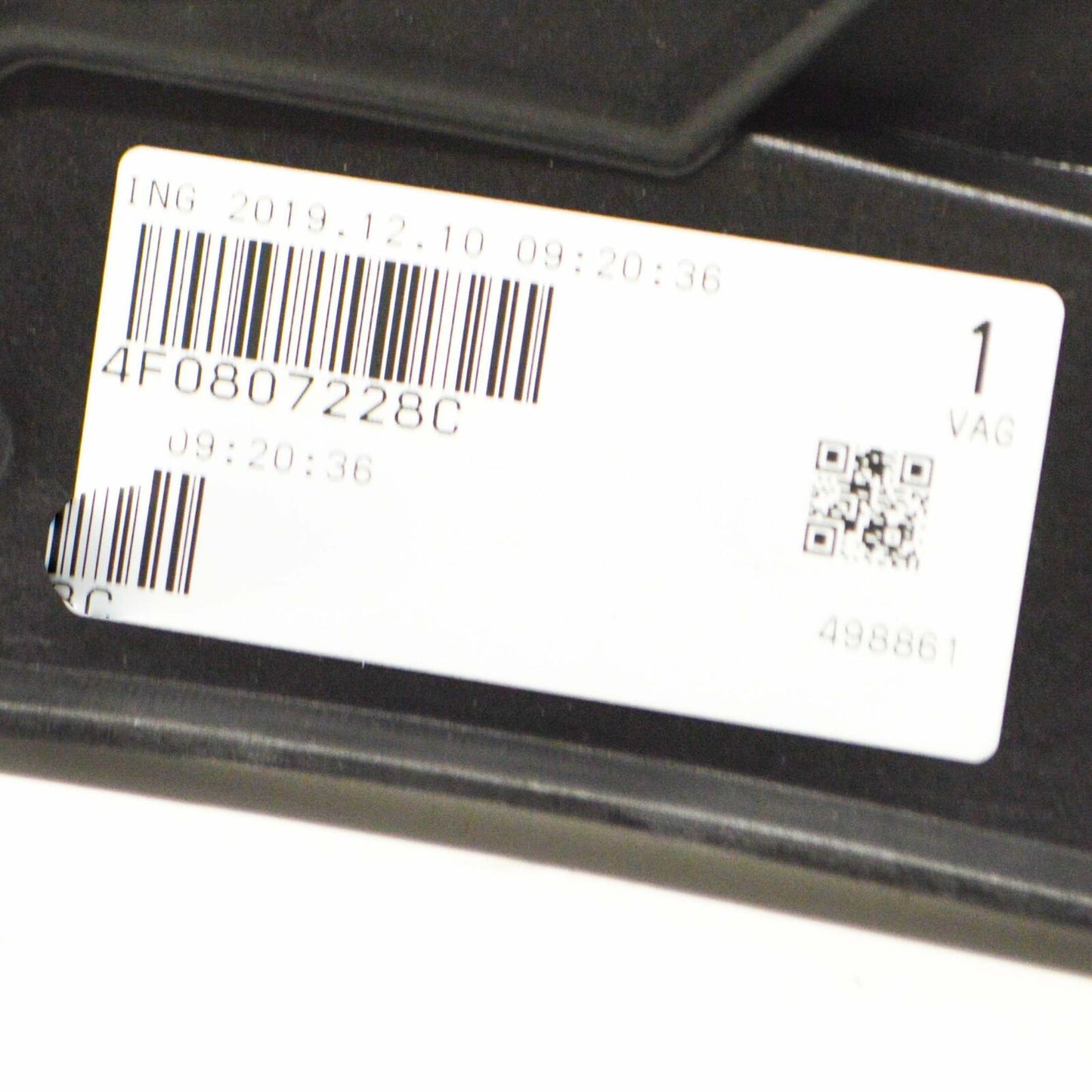 NEW AUDI A6 C6 FRONT BUMPER RIGHT BRACKET 4F0807228C 2008 ORIGINAL