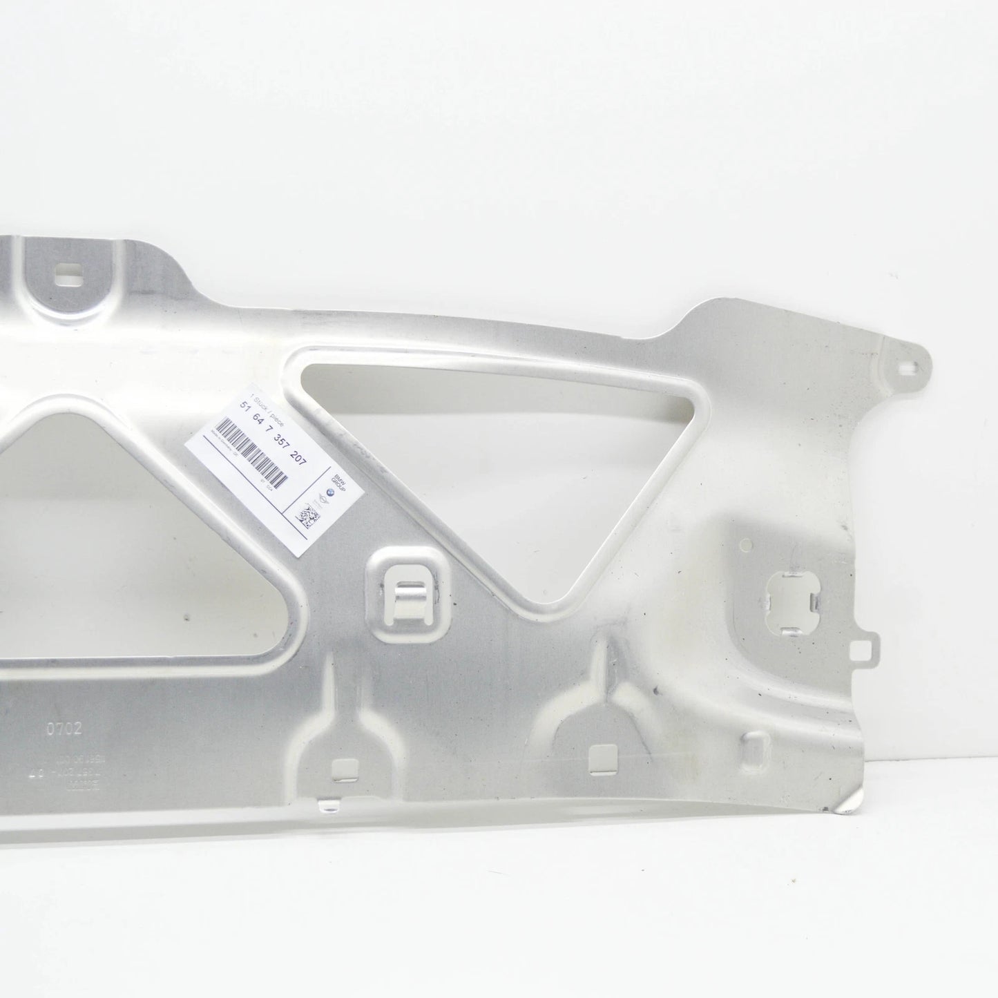 NEW BMW 7 G11 G12 FRONT BODY CROSSLINK PANEL 51647357207 ORIGINAL