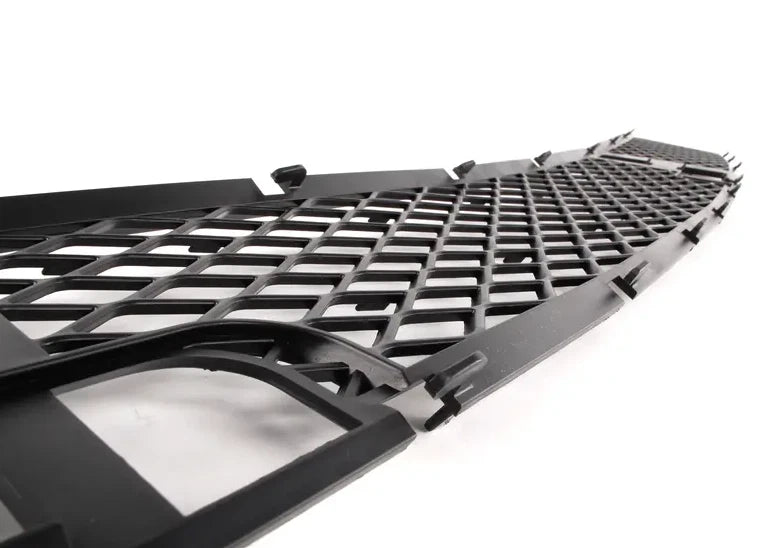 NEW BMW X3 E83 FRONT BUMPER CENTRE LOWER GRID GRILLE 51113400908 ORIGINAL