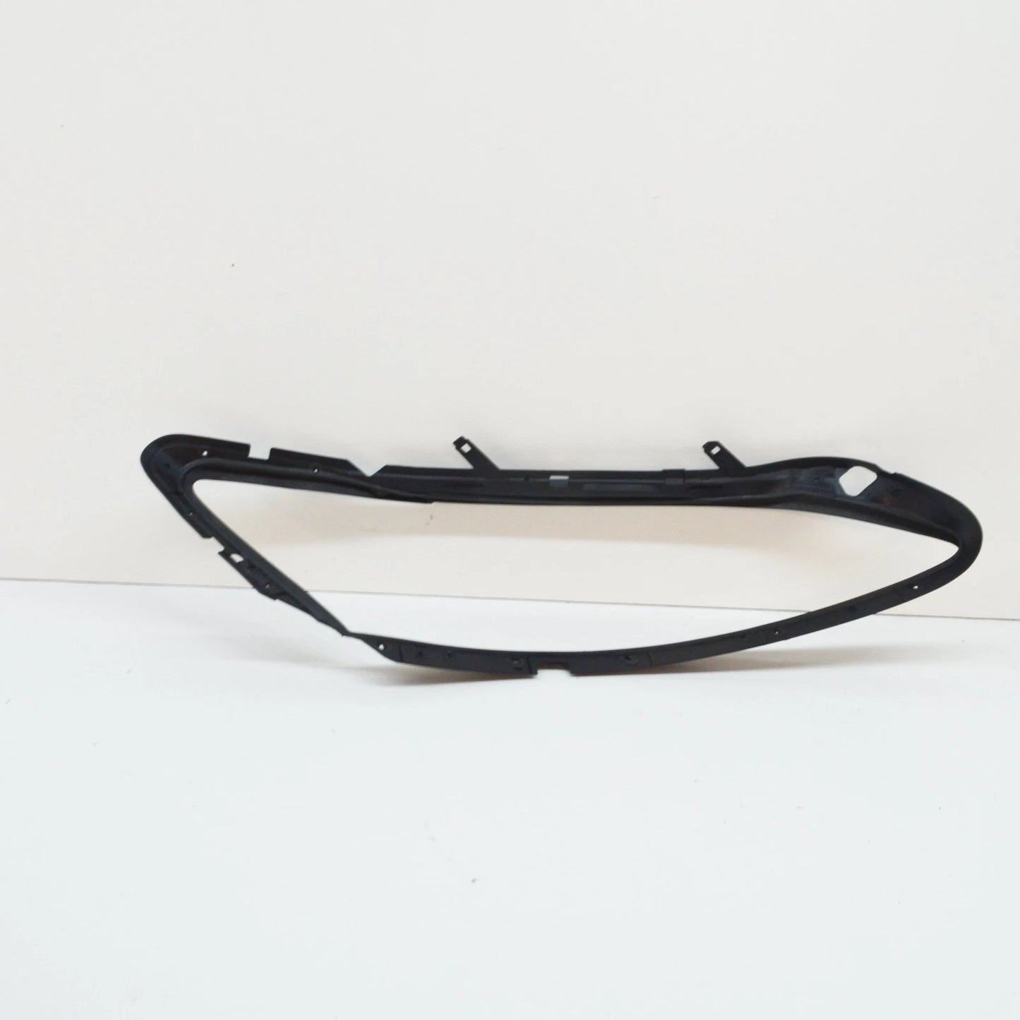 NEW MERCEDES BENZ S W221 FRONT LEFT HEADLIGHT SEAL A2218260158 ORIGINAL