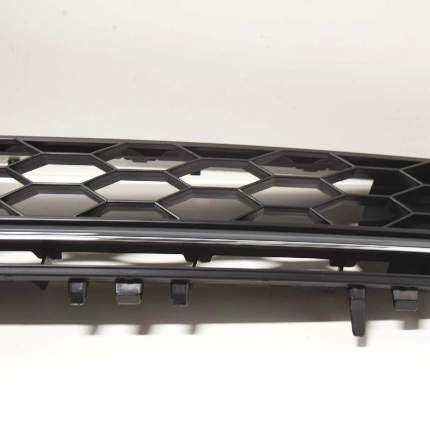 NEW VOLKSWAGEN GOLF MK7 FRONT BUMPER GRILL GTD 5G0853651AKBTV GENUINE