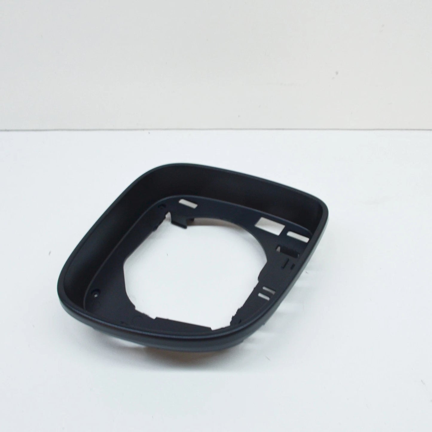 NEW VOLKSWAGEN AMAROK 2H RIGHT WING MIRROR TRIM RING 2H08585549B9