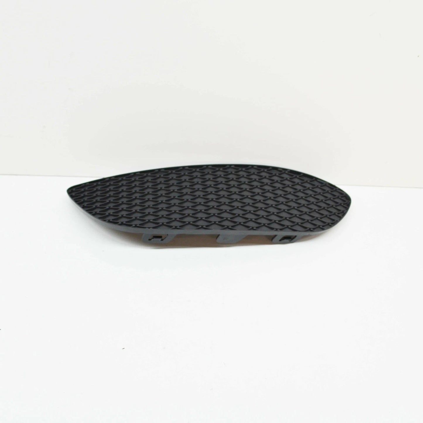 NEW MERCEDES-BENZ C-CLASS W205 FRONT BUMPER LEFT GRILLE A2058850723 2016