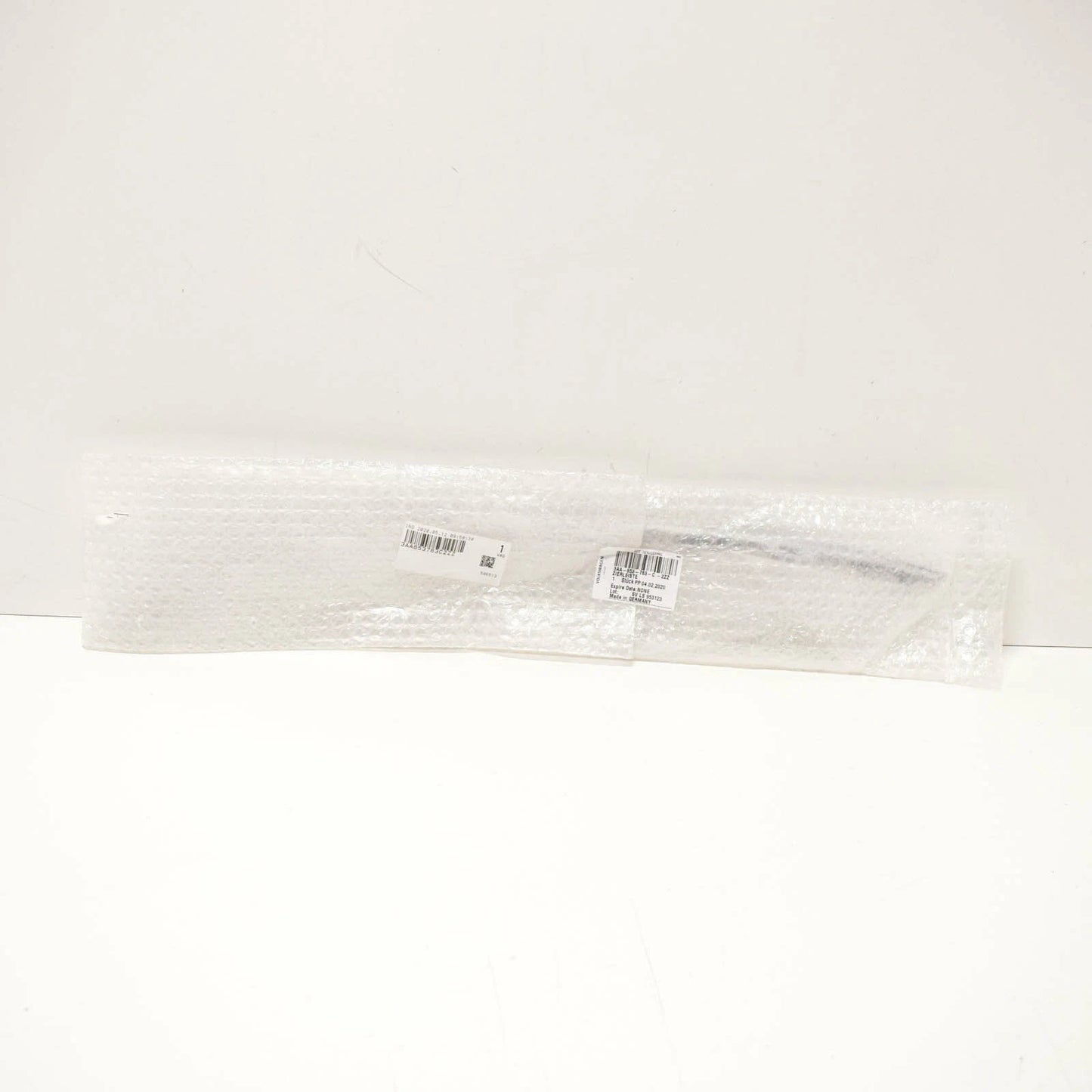 NEW VW PASSAT B7 R-LINE FRONT BUMPER LEFT VENT GRILLE TRIM 3AA853763C2ZZ