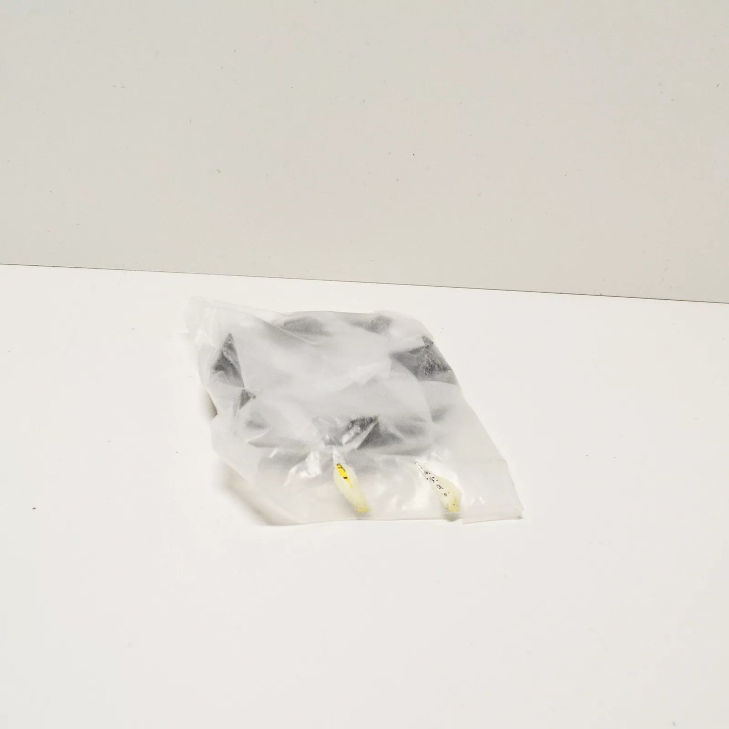 NEW VW TIGUAN MK2 FRONT BUMPER RADIATOR GRILLE EMBLEM BADGE 5NA853601JZA