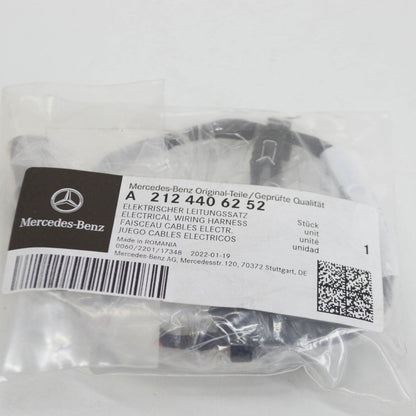 NEW MB E W212 DAYTIME RUNNING LIGHT ADAPTER WIRING HARNESS A2124406252 ORIGINAL