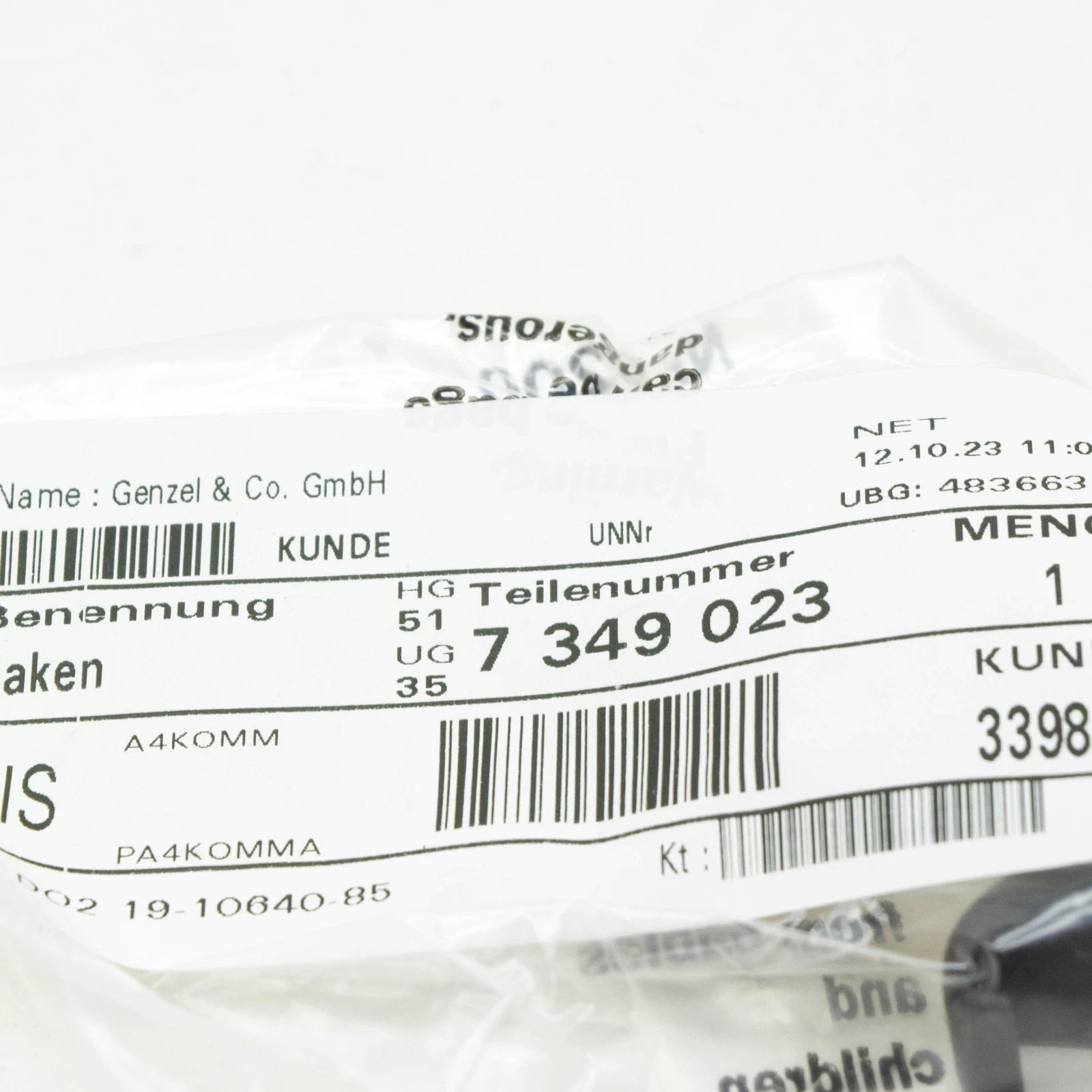 NEW BMW X5 F15 SUNSHADE HOOK 51357349023 7349023 ORIGINAL