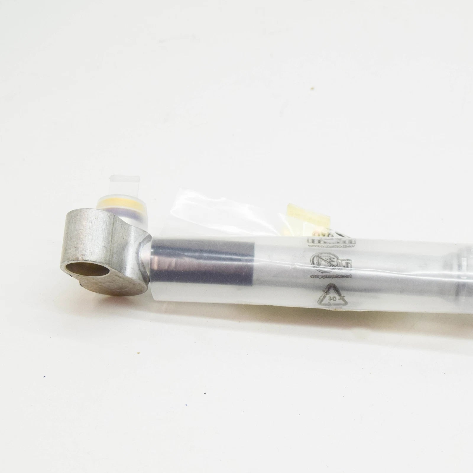 NEW AUDI A4 B7 A/C REFRIGERANT HOSE 8E0260701BS ORIGINAL