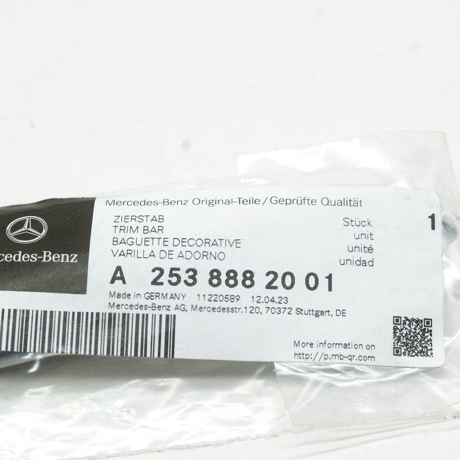 NEW MERCEDES-BENZ GLC X253 RADIATOR GRILLE RIGHT TRIM BAR A2538882001 ORIGINAL