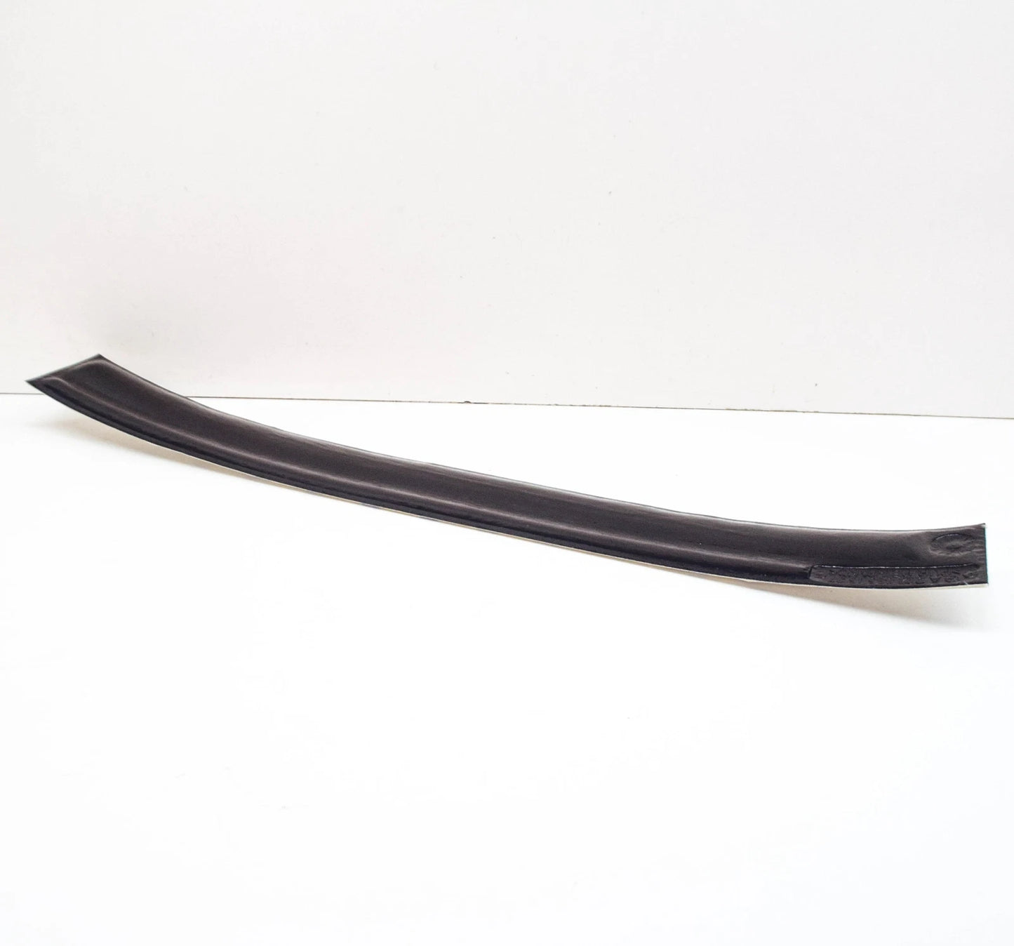 NEW MERCEDES-BENZ S W222 FRONT ROCKER PANEL INSULATOR A2228851537 ORIGINAL