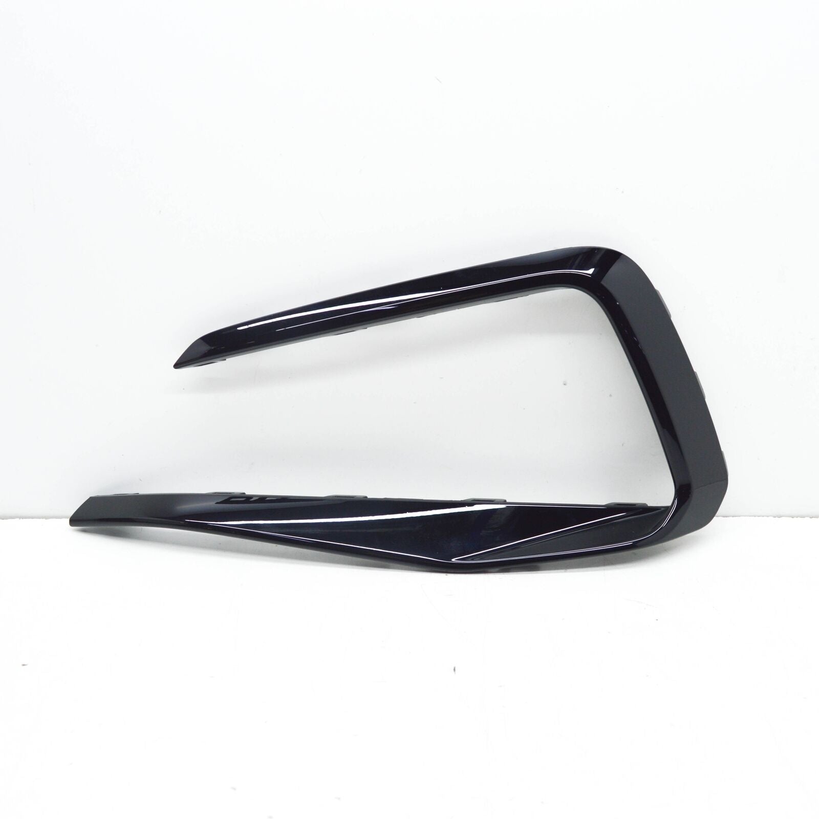 NEW VOLKSWAGEN POLO AW FRONT LEFT BUMPER TRIM 2G0853711041 ORIGINAL