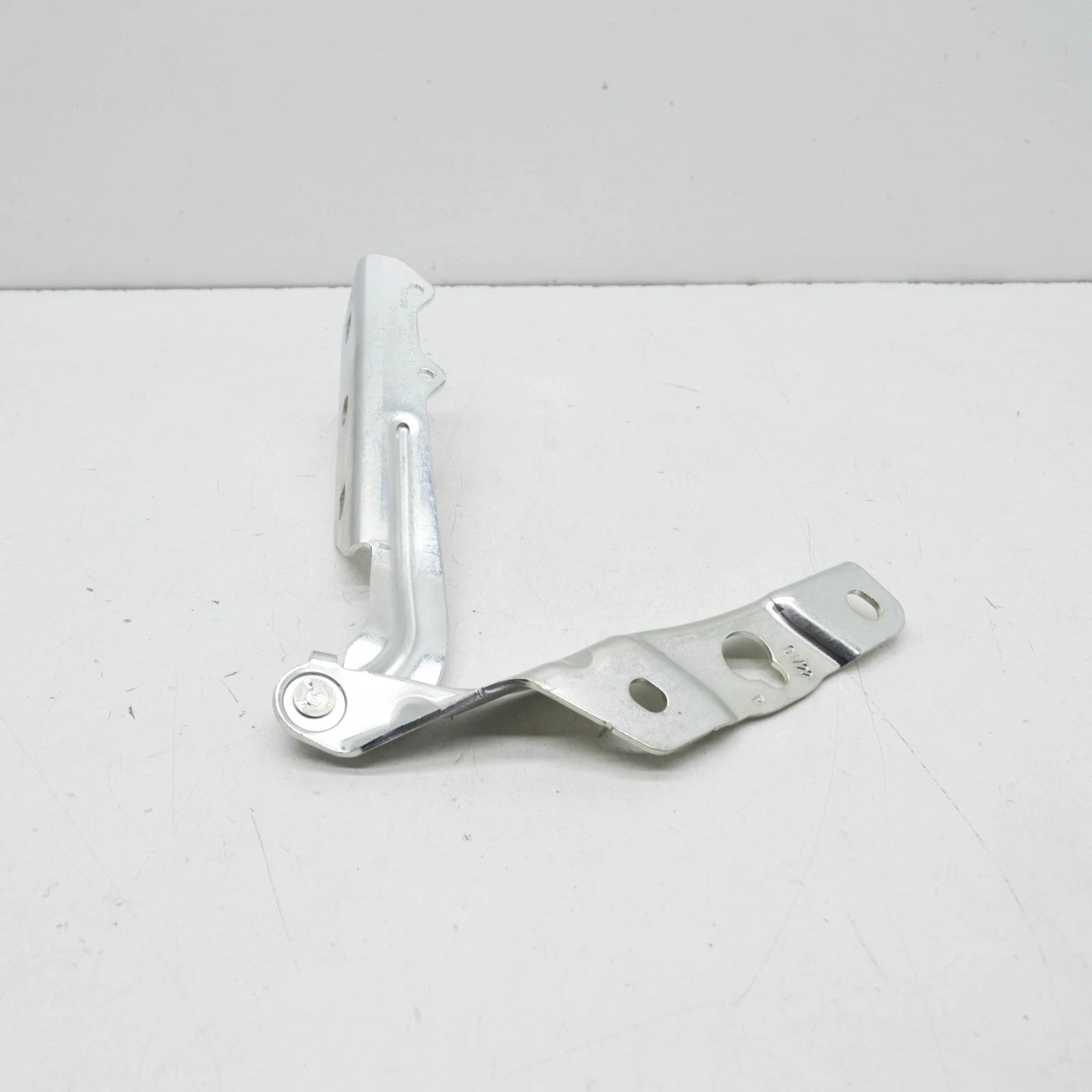 NEW VOLKSWAGEN CRAFTER SZ FRONT RIGHT BONNET HOOD HINGE 7C0823302C