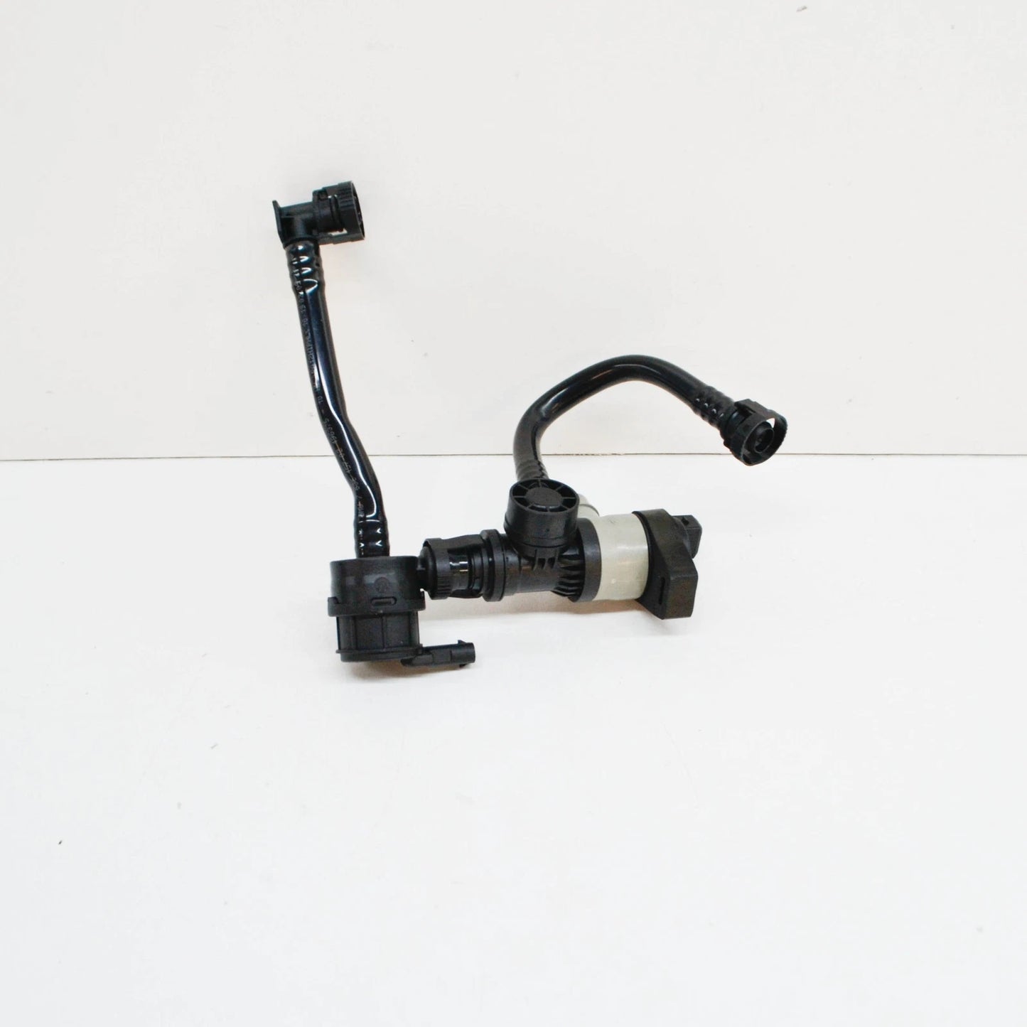 NEW BMW 5 F10 3.0I FUEL TANK VENTILATION VALVE W/ PIPE 13907636157 ORIGINAL