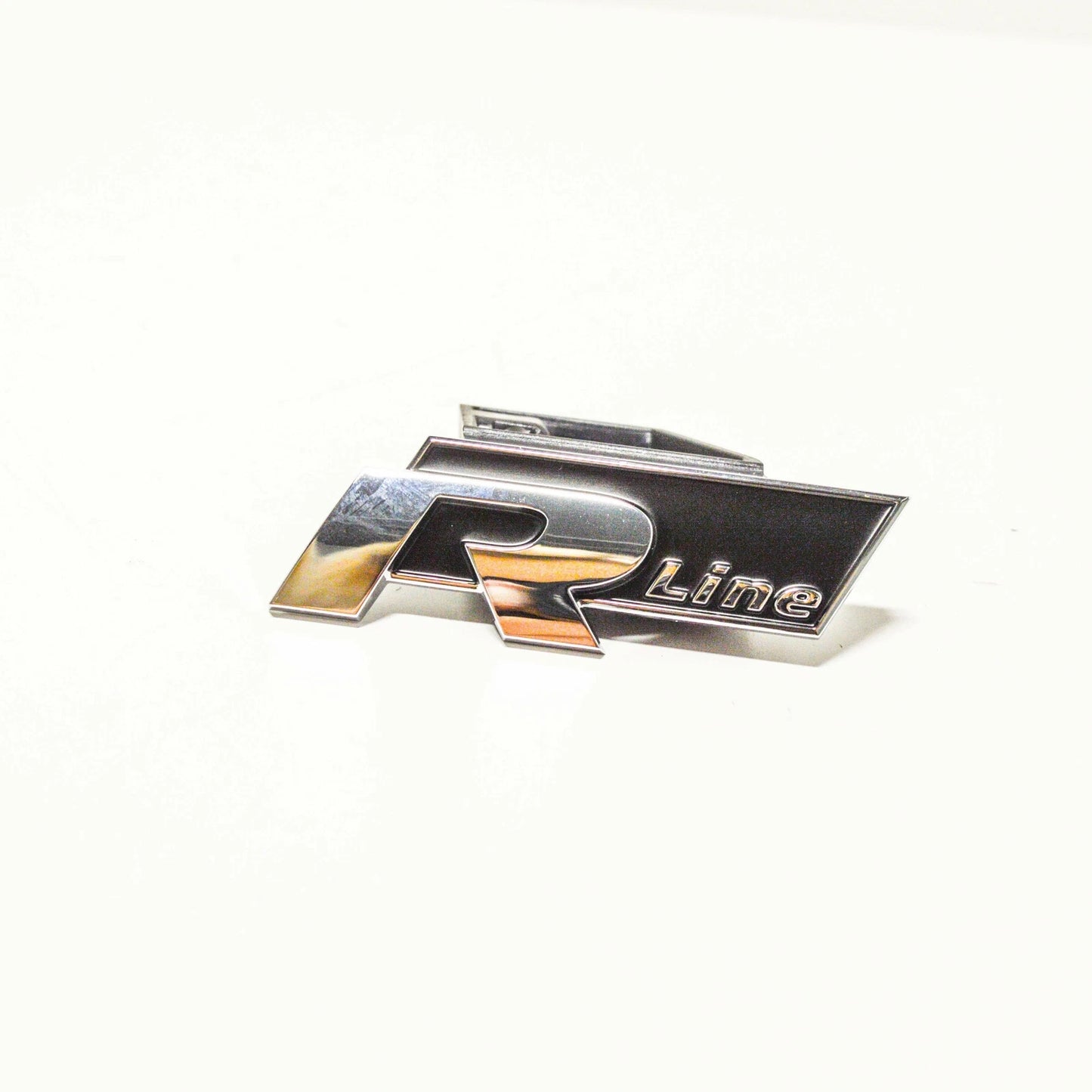 NEW VW GOLF MK7 R FRONT BUMPER RADIATOR GRILLE EMBLEM BADGE 5G0853948E