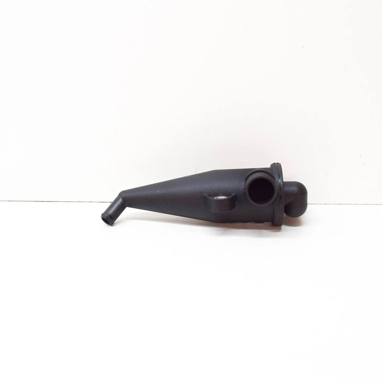 NEW BMW 5 E39 M5 OIL SEPARATOR CRANKCASE VENTILATION CYL 5-8 11151406789