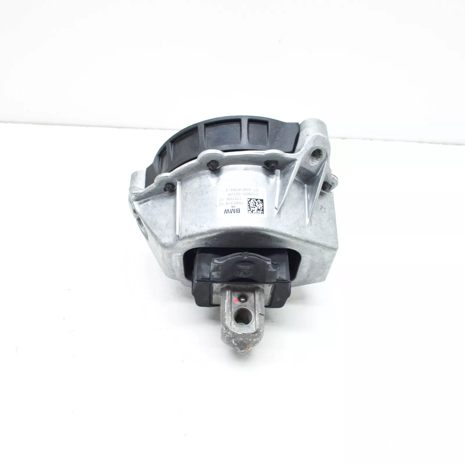 NEW BMW 3 G20 RIGHT SIDE ENGINE MOUNT 7582318 22117582318 ORIGINAL