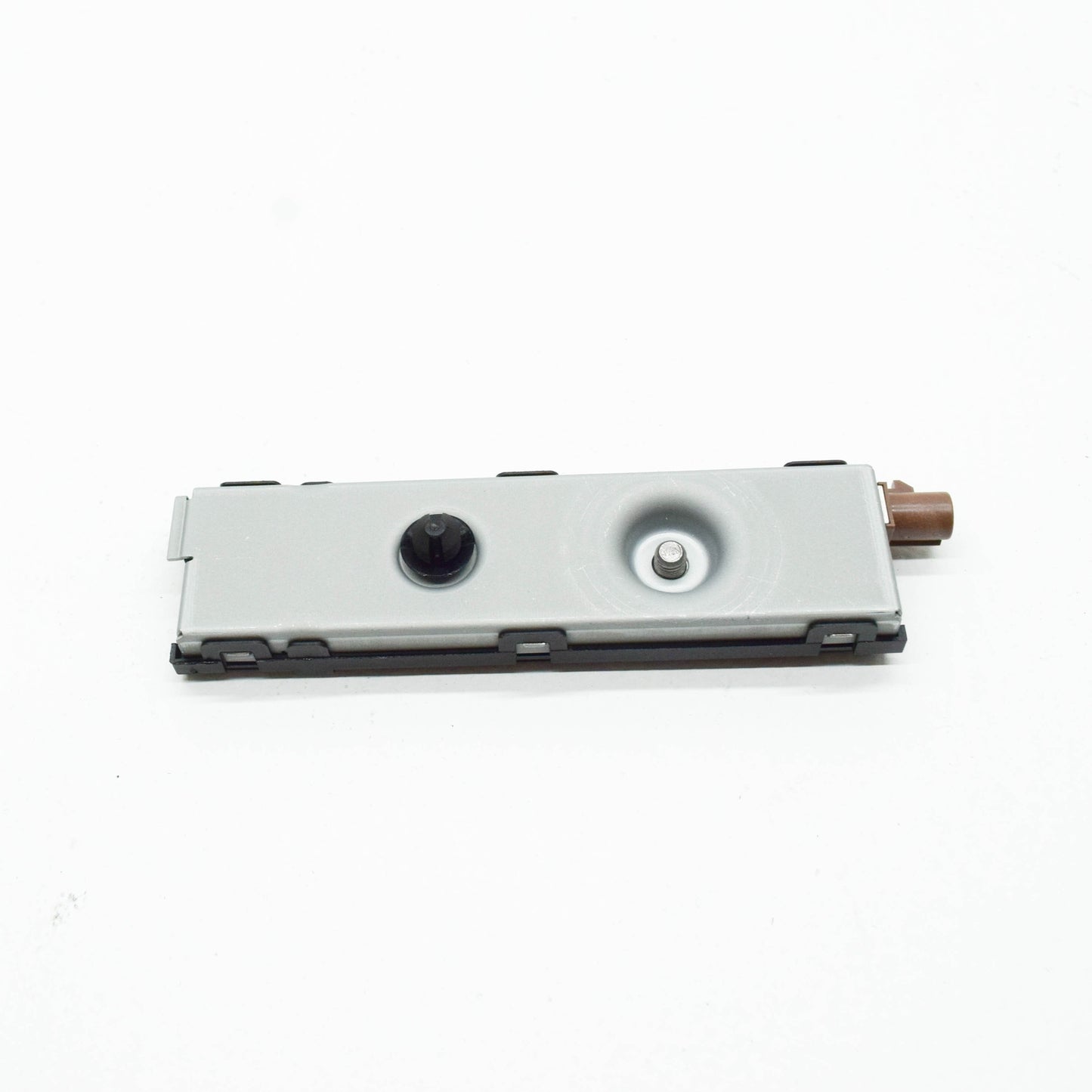 new mercedes-benz a w177 rear top antenna amplifier a2139056600 original