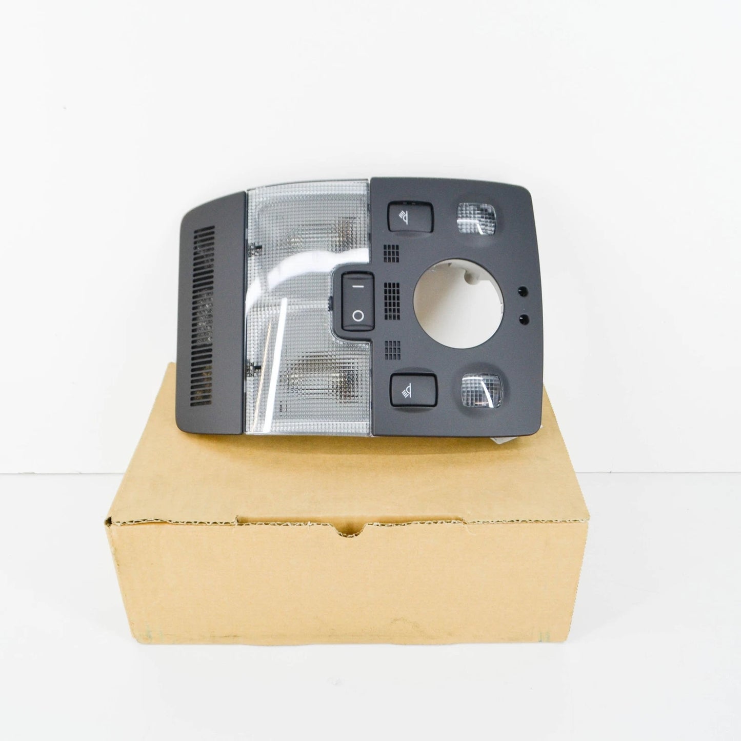 NEW AUDI A3 SPORTBACK 8P INTERIOR AND READING LIGHT 8E09471066PS ORIGINAL