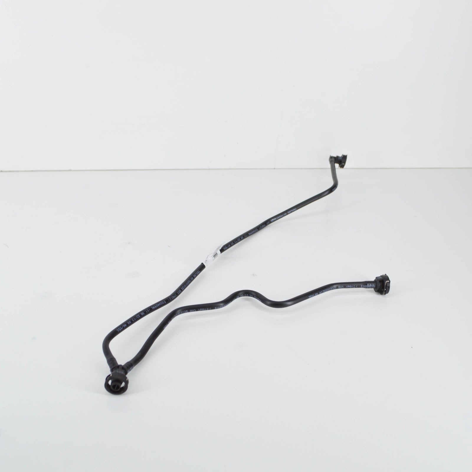 NEW MB CLA C117 AMG 2.0 PETROL 265KW EXPANSION TANK PIPE A1765010125 ORIGINAL