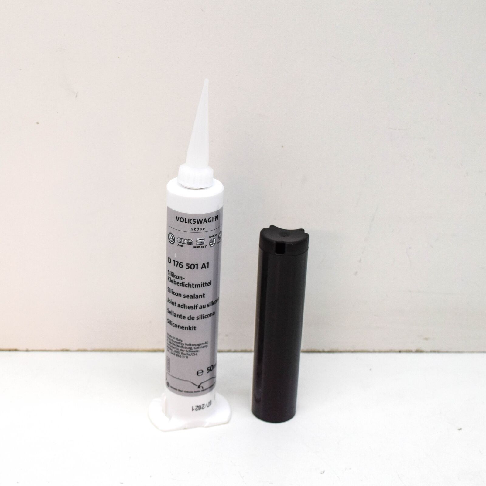 NEW AUDI A3 CABRIO 8P ELRING SILICON SEALANT D176501A1 ORIGINAL