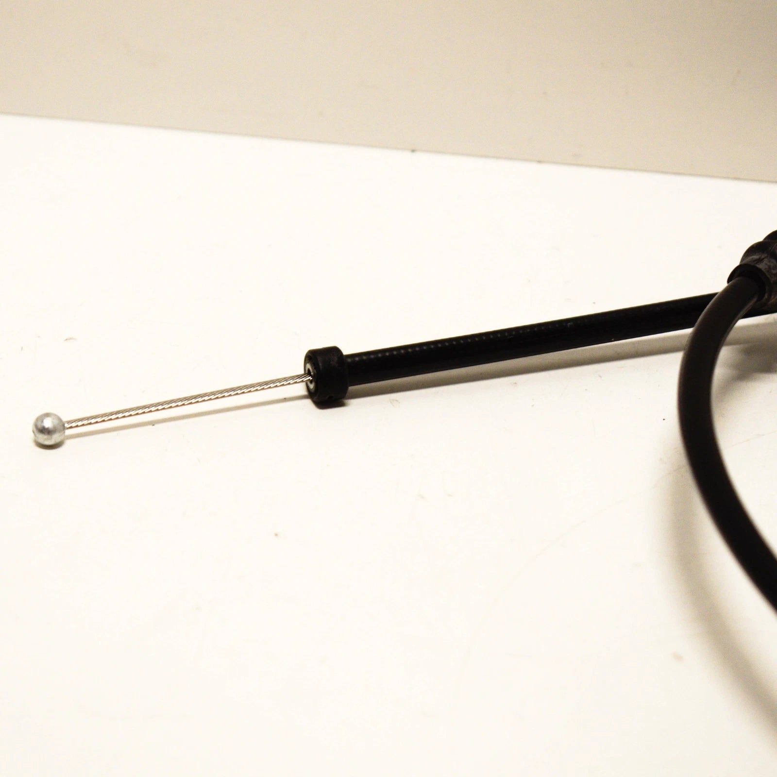 NEW MB C W203 HOOD LOCK CABLE A2038800559