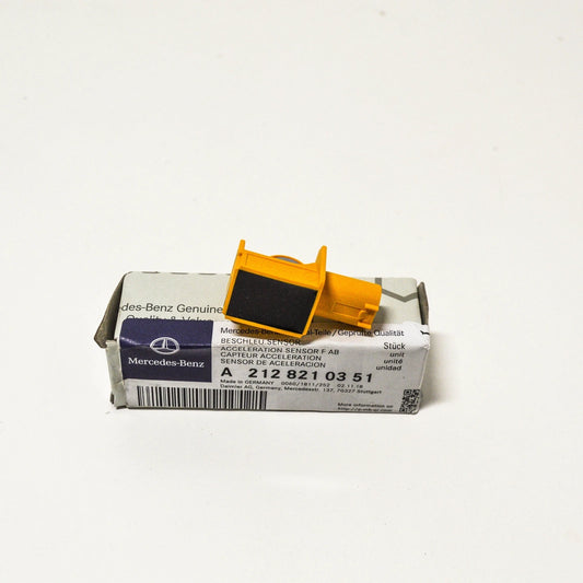 NEW MERCEDES BENZ E W212 FRONT IMPACT CRASH SENSOR A2128210351